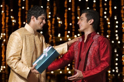 Friends celebrating Diwali together with eco-friendly gifts