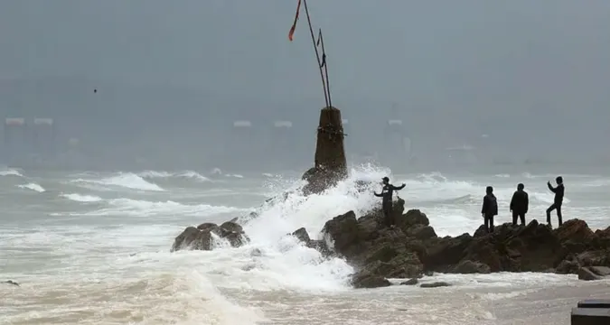 Disaster response teams evacuate residents in coastal Andhra Pradesh ahead of Cyclone Montha landfall