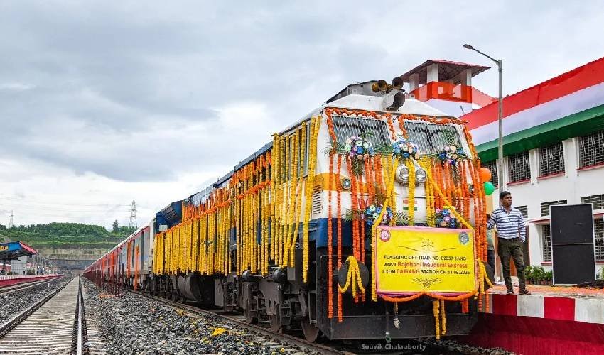 First-ever train connecting Aizawl, Mizoram, with the national railway network