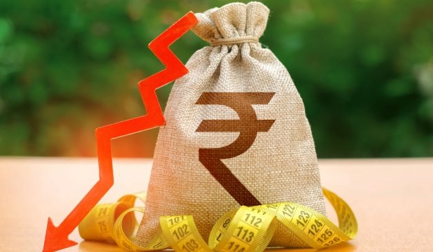 Financial chart showing market reaction when rupee crosses symbolic thresholds like ₹90/USD.